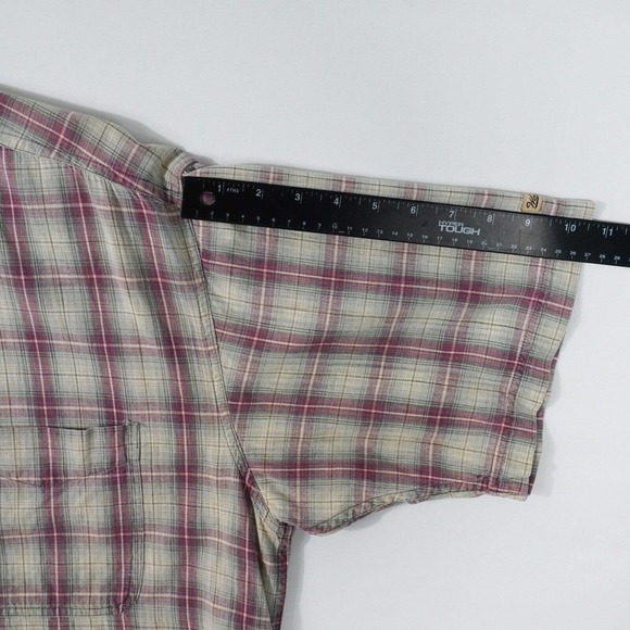 Vintage Woolrich Mens Plaid Button Up Size Large Short Sleeve Red Green - Picture 11 of 12